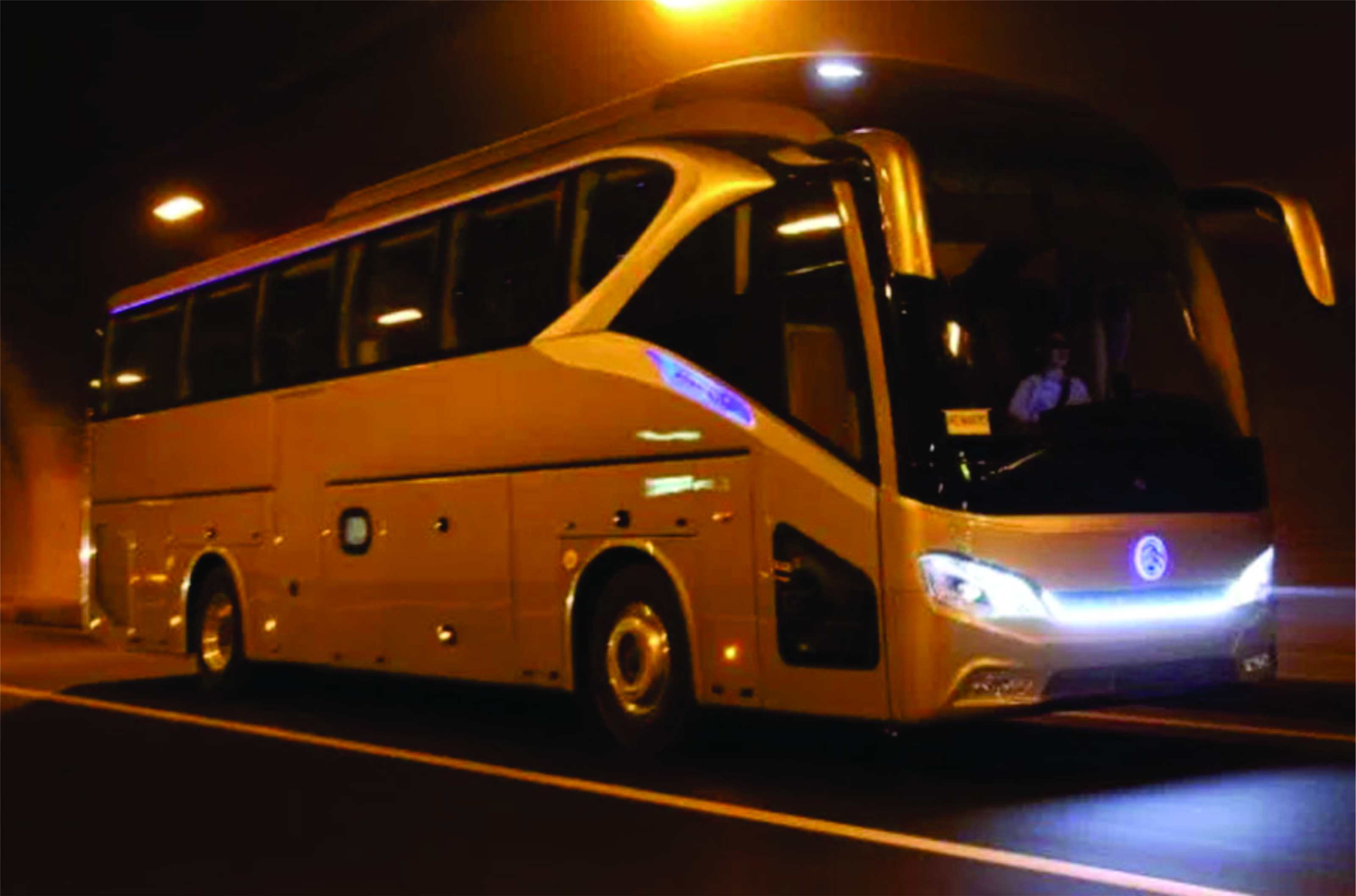  Navigator Flagship Luxury Coach 